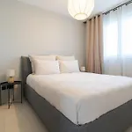 2br Penthouse Paradise With Jacuzzi & Bbq In Sliema By 360 Estates * Gzira