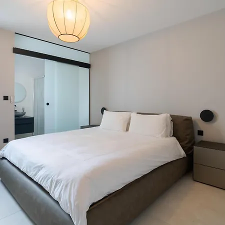 2br Penthouse Paradise With Jacuzzi & Bbq In Sliema By 360 Estates Gzira