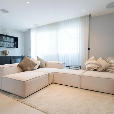 Apartament 2br Penthouse Paradise With Jacuzzi & Bbq In Sliema By 360 Estates