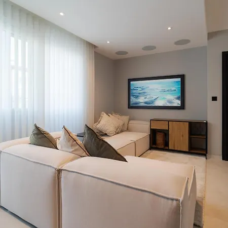 Apartman 2br Penthouse Paradise With Jacuzzi & Bbq In Sliema By 360 Estates *