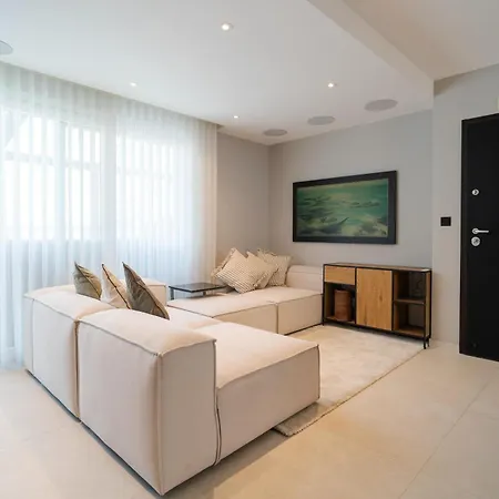 2br Penthouse Paradise With Jacuzzi & Bbq In Sliema By 360 Estates Apartman