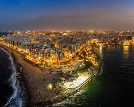 2br Penthouse Paradise With Jacuzzi & Bbq In Sliema By 360 Estates Apartman