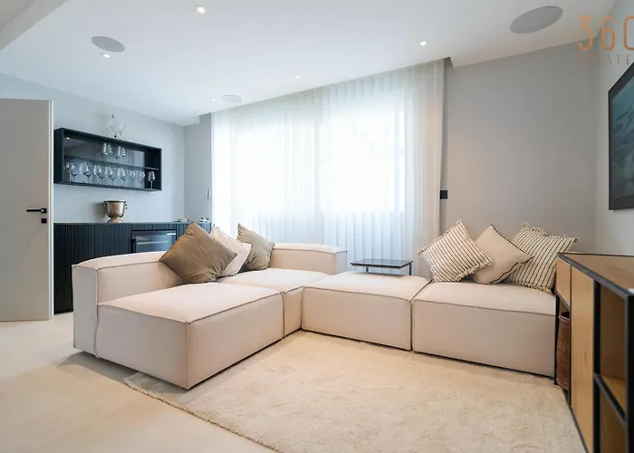 Lägenhet 2br Penthouse Paradise With Jacuzzi & Bbq In Sliema By 360 Estates