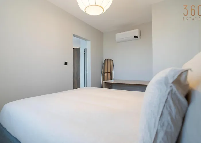 Lägenhet 2br Penthouse Paradise With Jacuzzi & Bbq In Sliema By 360 Estates Gzira